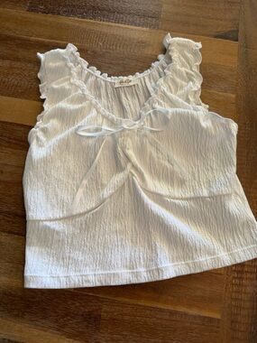 Brandy Melville White Textured Ruffle Tank